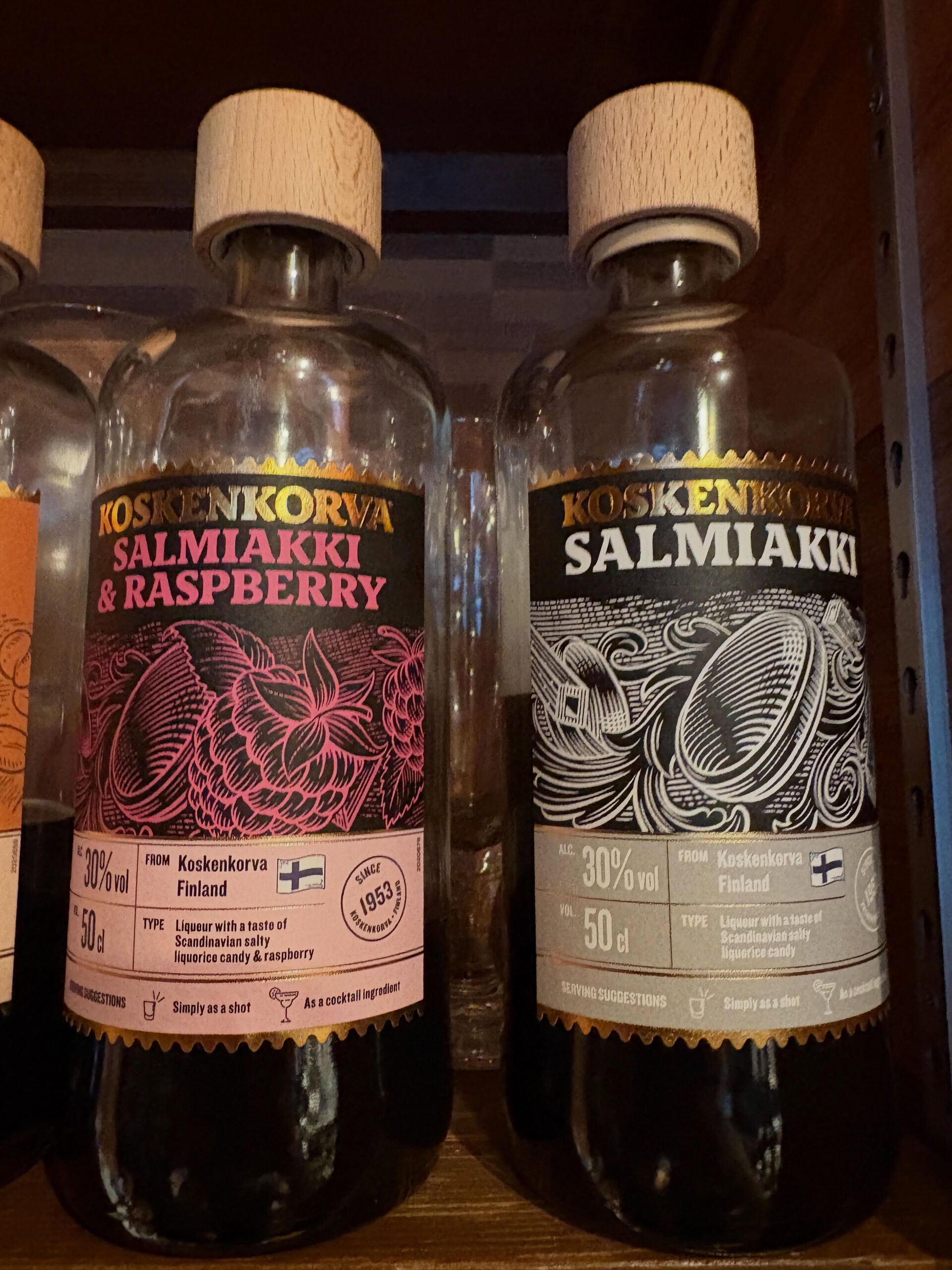 🇫🇮 大阪・希少入荷！世界一個性的なお酒「サルミアッキ」を体
